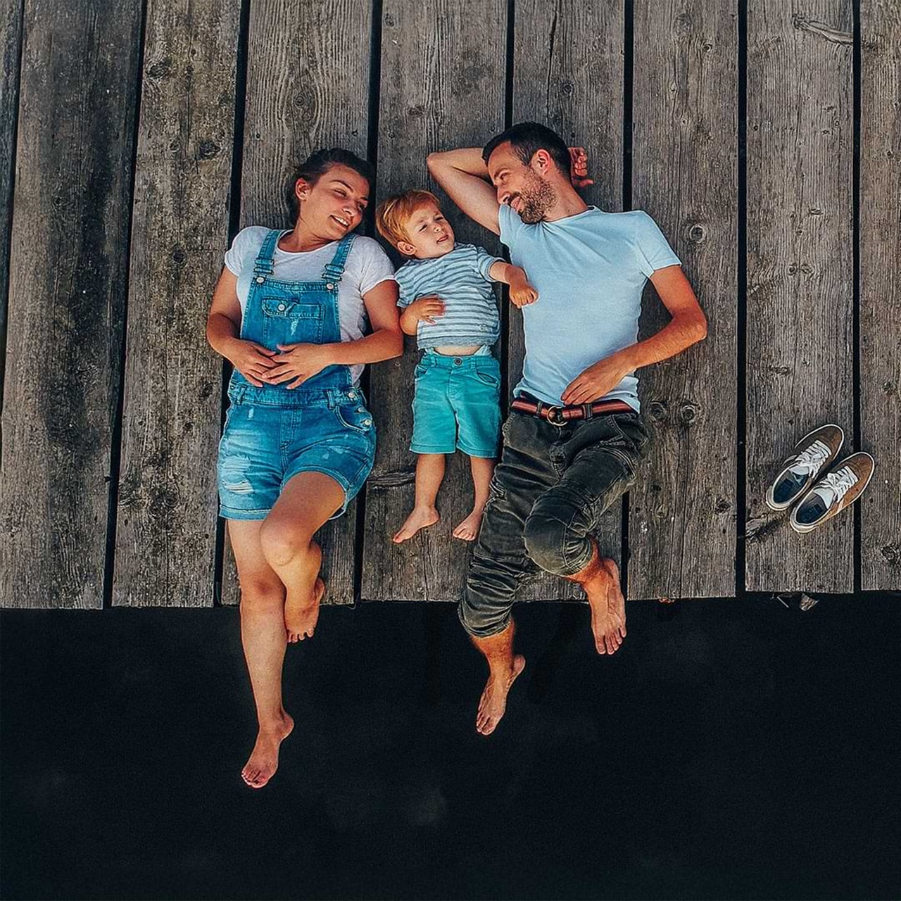Famille au bord du lac - Pax - Assurance décès Pax