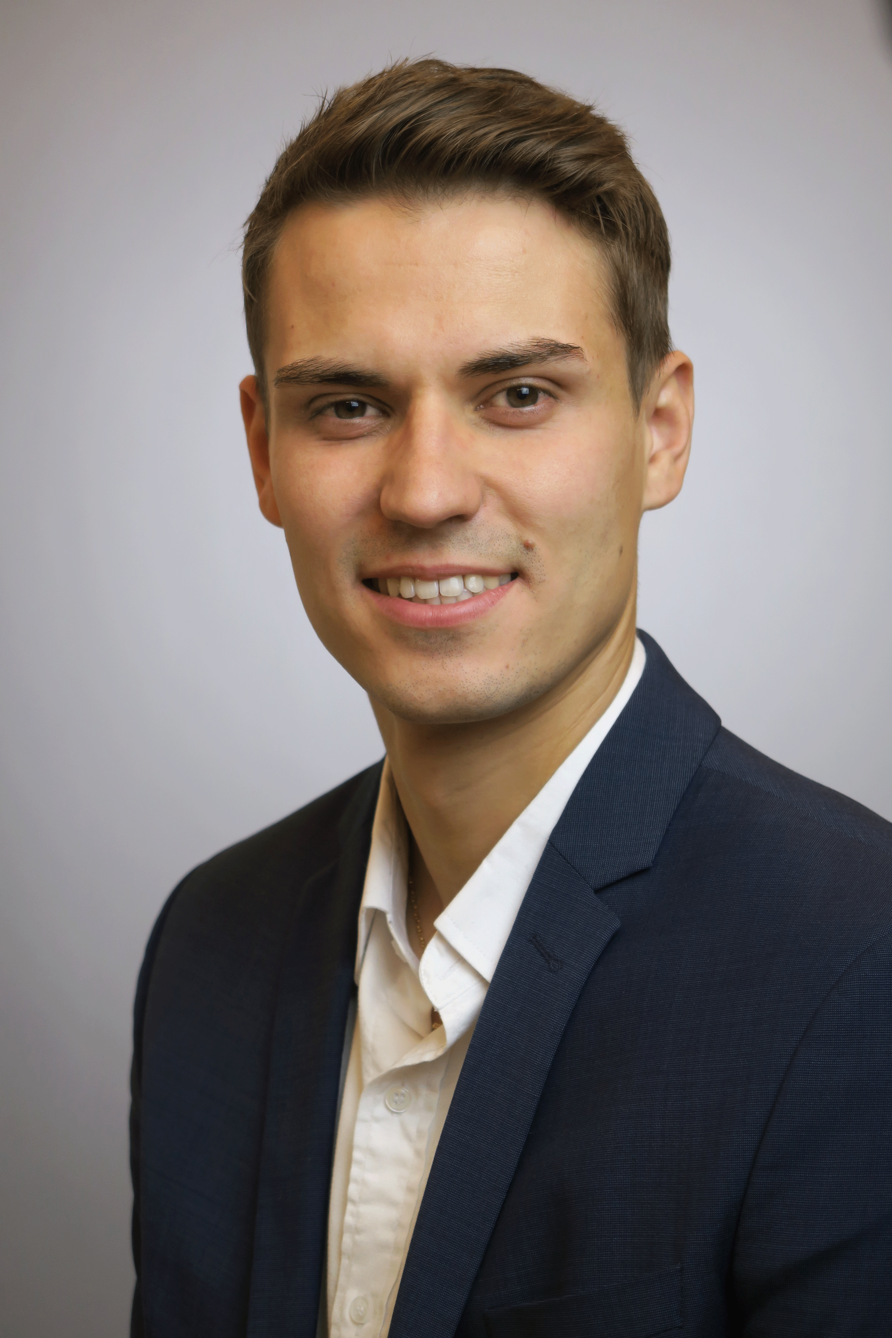 Portraitbild von Marco Scherrer